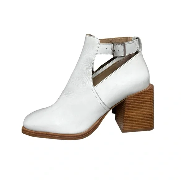 🌻NEW NWOT Free People Brady White Leather Buckle Booties Size 10 - Picture 3 of 12